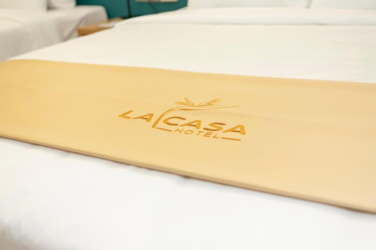 Hotel La Casa Tuy Hòa Zewnętrze zdjęcie