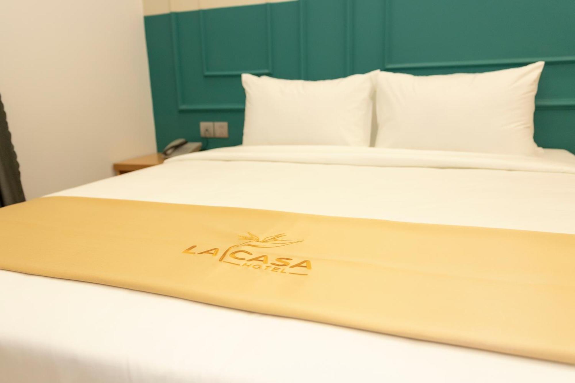 Hotel La Casa Tuy Hòa Zewnętrze zdjęcie