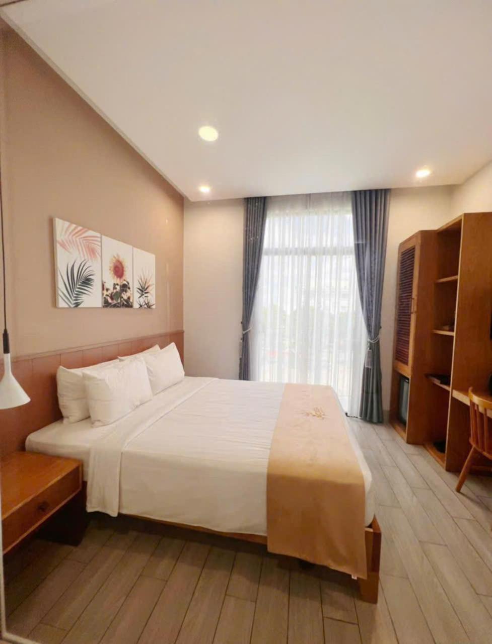 Hotel La Casa Tuy Hòa Zewnętrze zdjęcie
